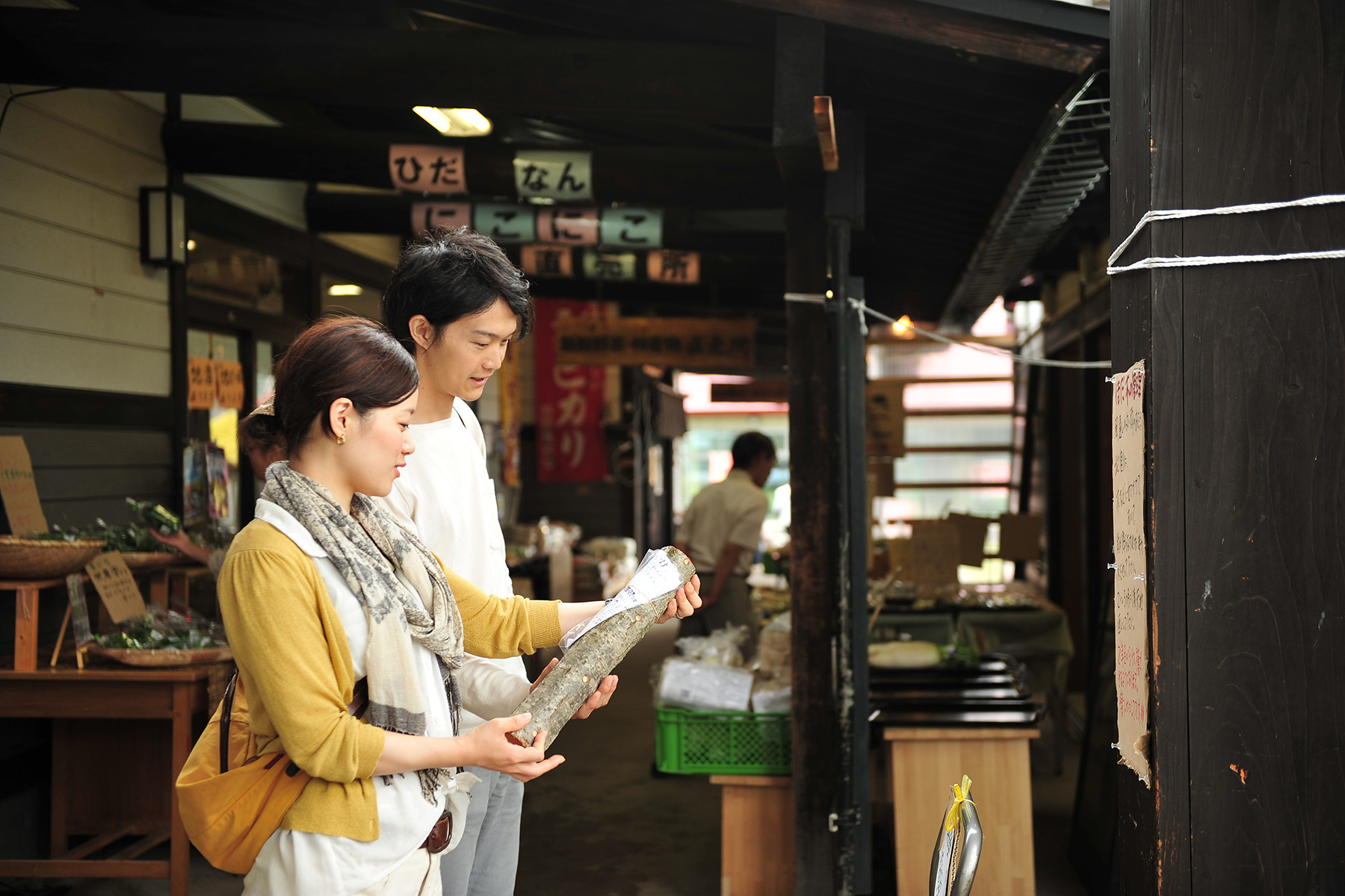 〈道の駅あらい〉やっぱりお土産は地元産を選びたい